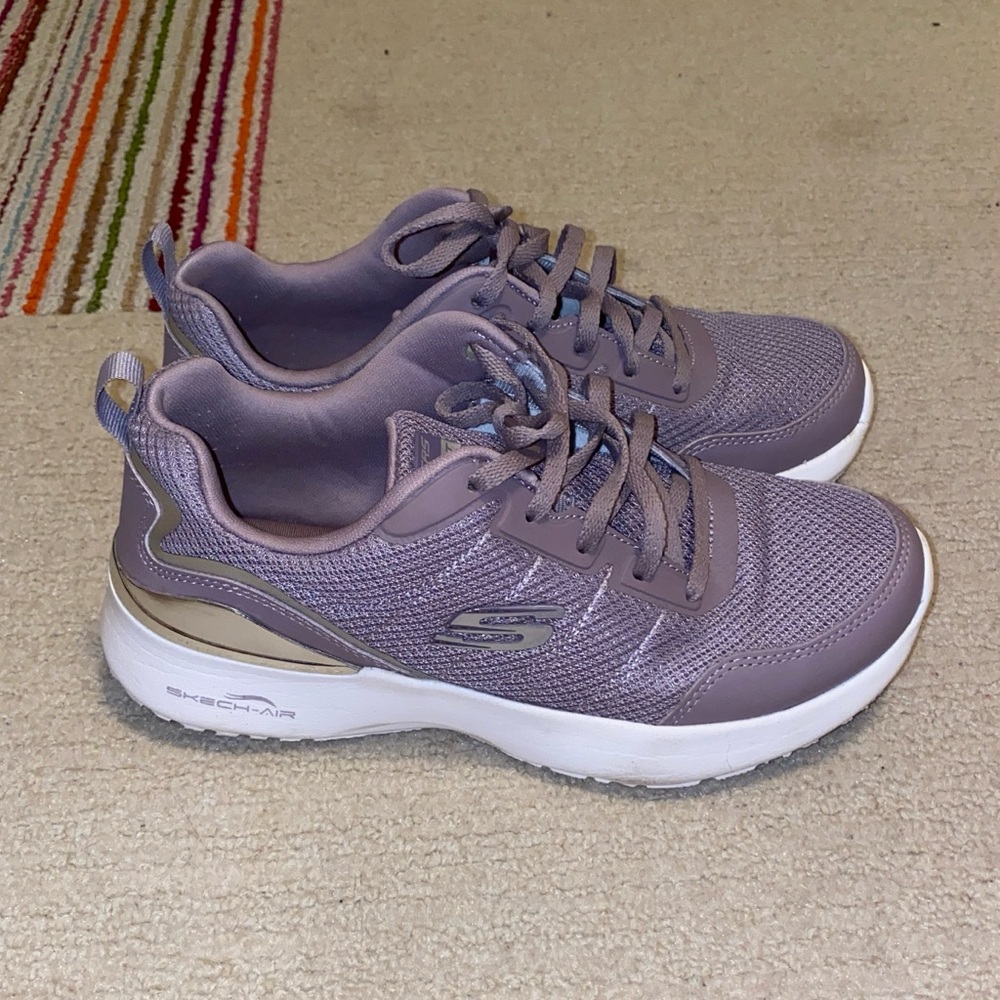 Skechers Skech-AIR memory foam lite-weight sneakers